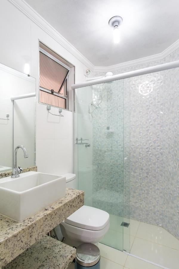 Apartamento A 100 Metros Da Praia - 01 Dormitorio - Edificio Agua Viva Ubatuba Εξωτερικό φωτογραφία